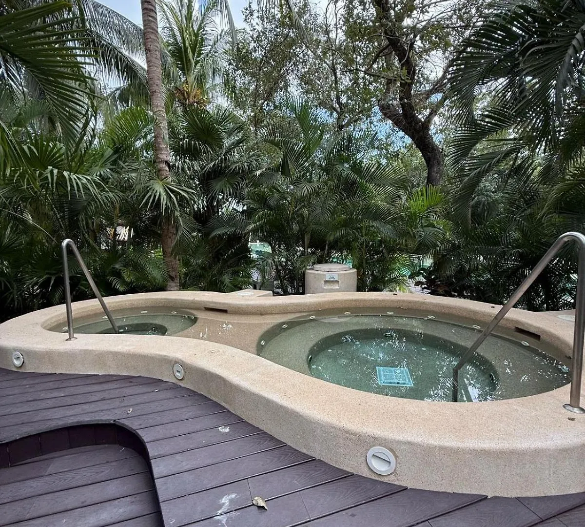 Apartment In Playa Del Carmen With Private Beach 0*,  Messico